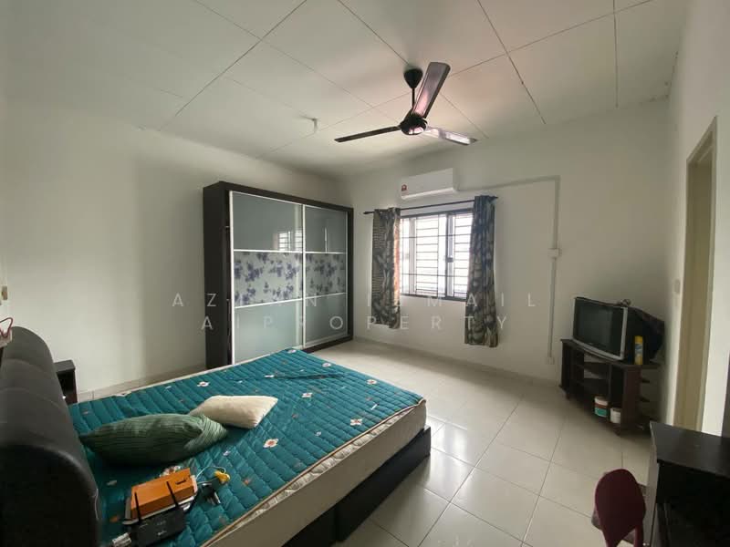 Rumah Teres 2 Tingkat untuk Dijual di Nusa Bayu (Iskandar Puteri (Nusajaya)) - Azlan Ismail aiproperty - Bedroom - PropertyGuru.com.my