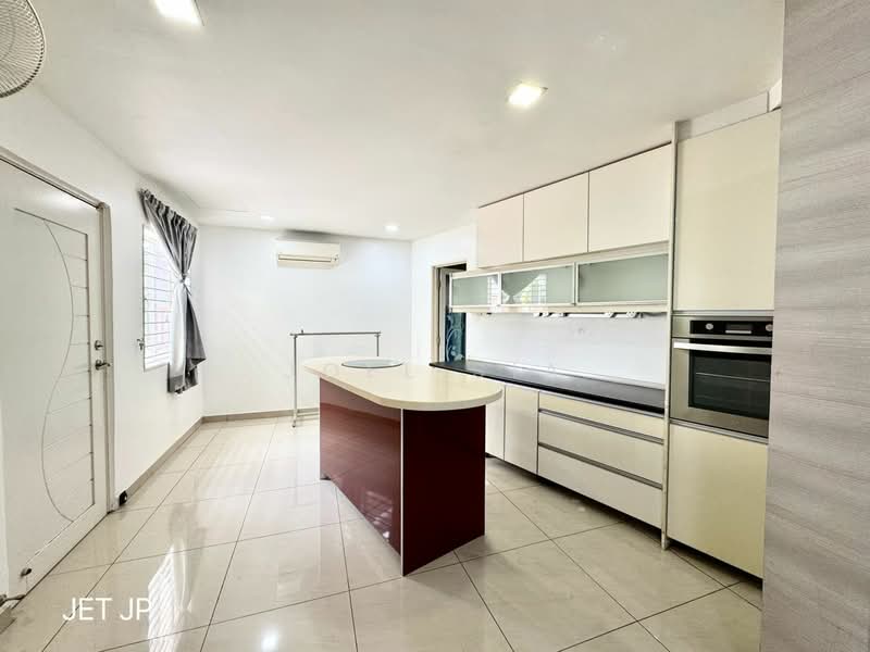 Rumah Teres 2 Tingkat untuk Dijual di Klang (Selangor) - Joel Sia - Kitchen - PropertyGuru.com.my