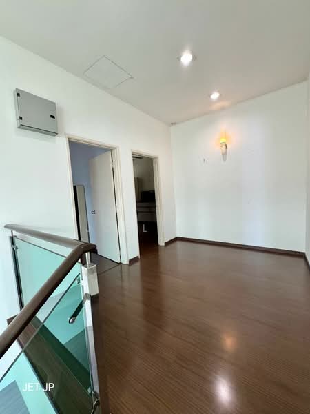 Rumah Teres 2 Tingkat untuk Dijual di Klang (Selangor) - Joel Sia - Corridor - PropertyGuru.com.my