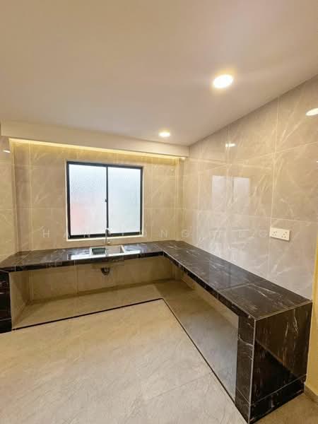 2-storey Terraced House for Sale in Taman Skudai Baru (Skudai) - Han Yong Ang - Kitchen - PropertyGuru.com.my