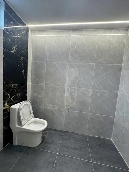 2-storey Terraced House for Sale in Taman Skudai Baru (Skudai) - Han Yong Ang - Bathroom - PropertyGuru.com.my