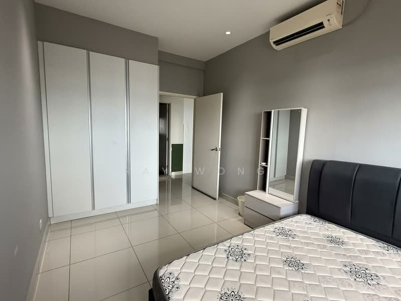 Servis Apartment untuk Disewa di Meridin Suites @ The Meridin - Ray Wong - Bedroom - PropertyGuru.com.my