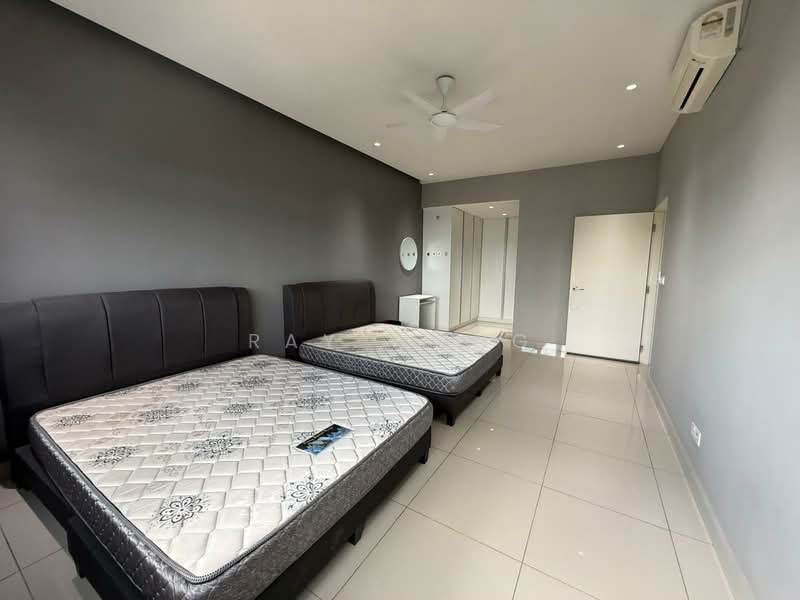 Servis Apartment untuk Disewa di Meridin Suites @ The Meridin - Ray Wong - Bedroom - PropertyGuru.com.my