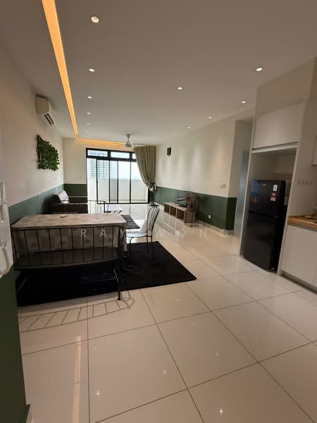 Servis Apartment untuk Disewa di Meridin Suites @ The Meridin - Ray Wong - Living Room - PropertyGuru.com.my