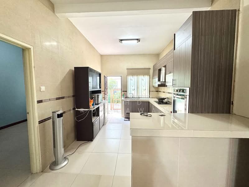 2-storey Terraced House for Sale in Shah Alam (Selangor) - Muhd Khairulnawawi Kamaruddin - Kitchen - PropertyGuru.com.my