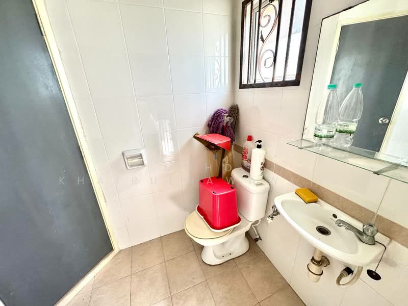 2-storey Terraced House for Sale in Shah Alam (Selangor) - Muhd Khairulnawawi Kamaruddin - Bathroom - PropertyGuru.com.my