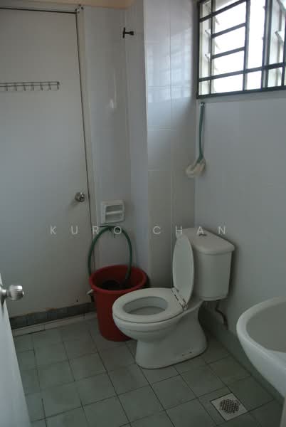 Rumah Teres 2 Tingkat untuk Dijual di TAMAN PUCHONG UTAMA (Puchong) - Kuro Chan - Bathroom - PropertyGuru.com.my