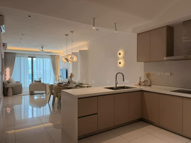 Servis Apartment untuk Dijual di Suasana Bukit Ceylon / Raja Chulan Residences - James Lam - Living Room - PropertyGuru.com.my