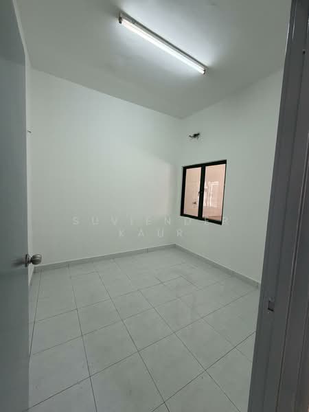 Rumah Teres 2 Tingkat untuk Dijual di Taman Puchong Prima (Puchong) - Suviender Kaur - Interior - PropertyGuru.com.my