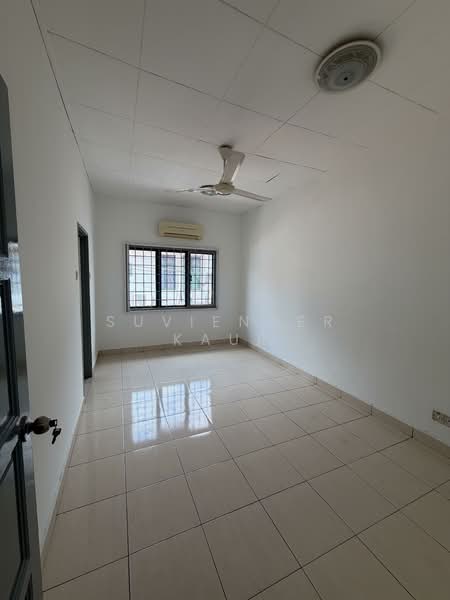 Rumah Teres 2 Tingkat untuk Dijual di Taman Puchong Prima (Puchong) - Suviender Kaur - Interior - PropertyGuru.com.my