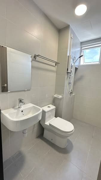 Servis Apartment untuk Disewa di Veranda Residence - YC Khoo - Bathroom - PropertyGuru.com.my