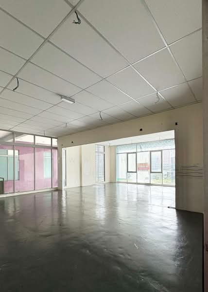 Kedai / Pejabat untuk Dijual di Bukit Jelutong (Shah Alam) - Hazwan Hilmi - Interior - PropertyGuru.com.my