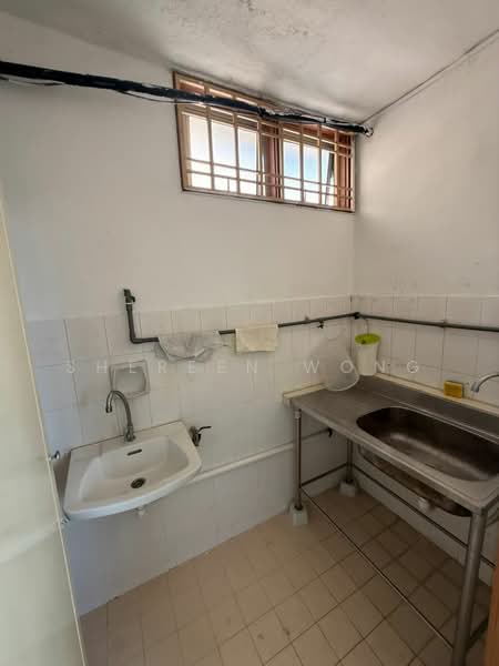 2-storey Terraced House for Sale in Taman Puteri Wangsa (Ulu Tiram) - Shereen Wong - Interior - PropertyGuru.com.my