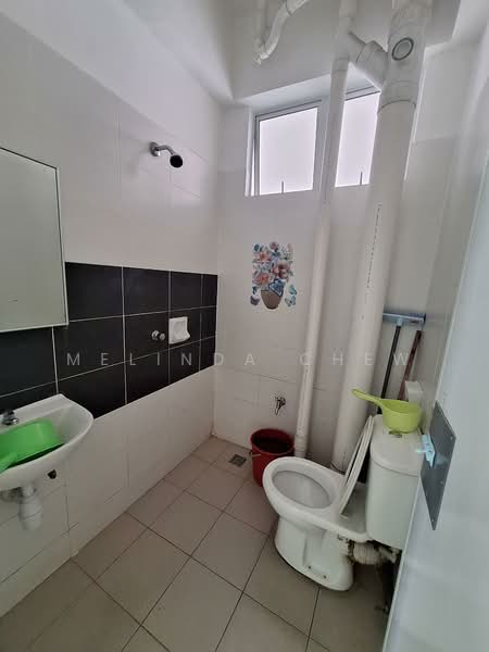 Apartment for Rent at Idaman Iris - Melinda Chew - Bathroom - PropertyGuru.com.my
