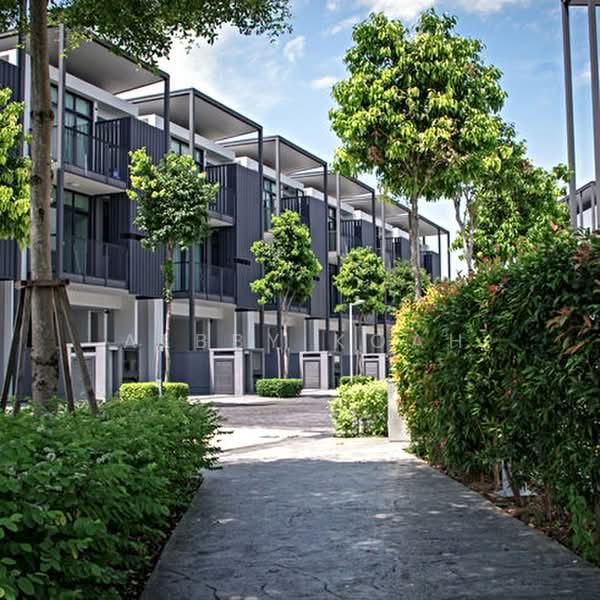 Terraced House for Sale in Desa Parkcity (Kuala Lumpur) - Albby Koah - Exterior - PropertyGuru.com.my