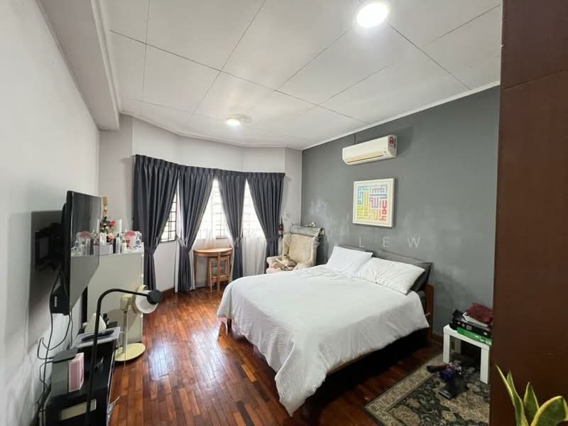 2.5-storey Terraced House for Sale in Bandar Sri Damansara (Selangor) - Kim Meng Lew - Bedroom - PropertyGuru.com.my