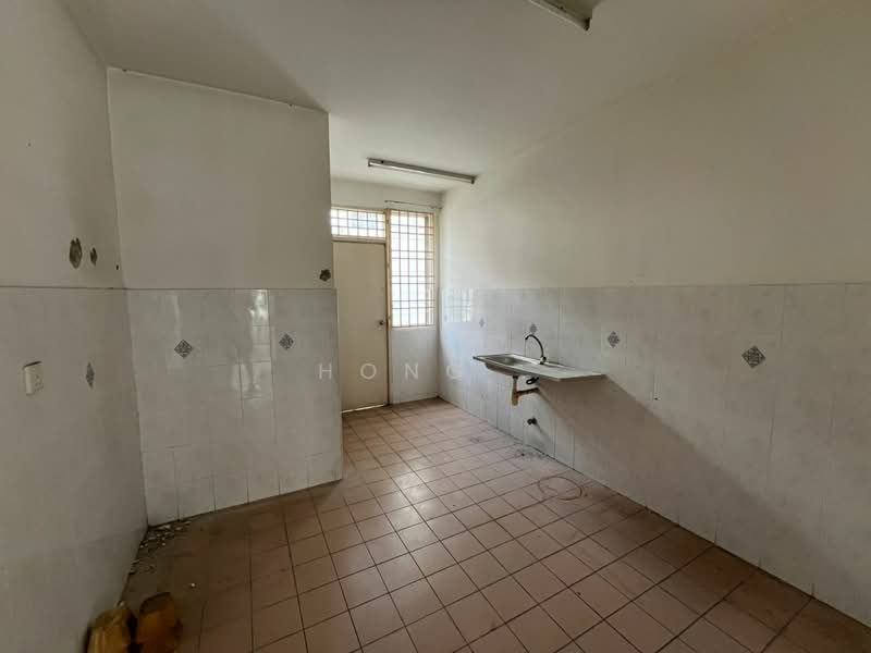 2-storey Terraced House for Sale in Sungai Ara (Penang) - Hong . - Kitchen - PropertyGuru.com.my