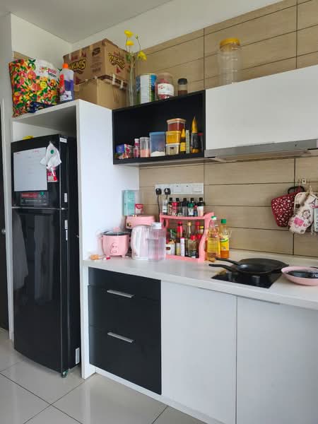 Service Residence for Sale at D'Latour - Joey Liew - Kitchen - PropertyGuru.com.my