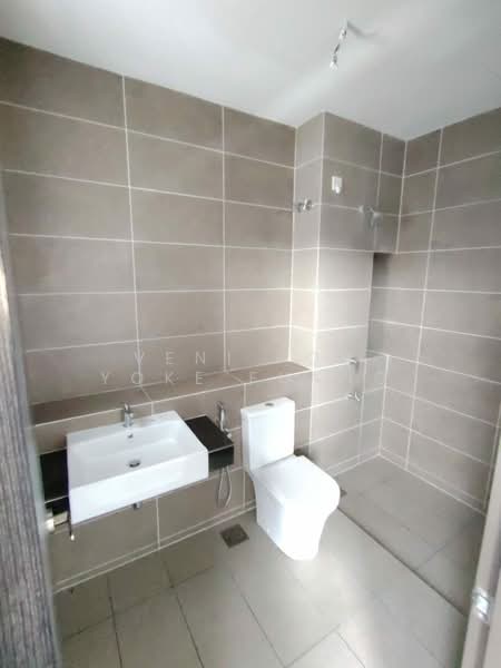 2-storey Terraced House for Sale in Bukit Raja (Selangor) - Veni Foo Yoke Fuang - Bathroom - PropertyGuru.com.my