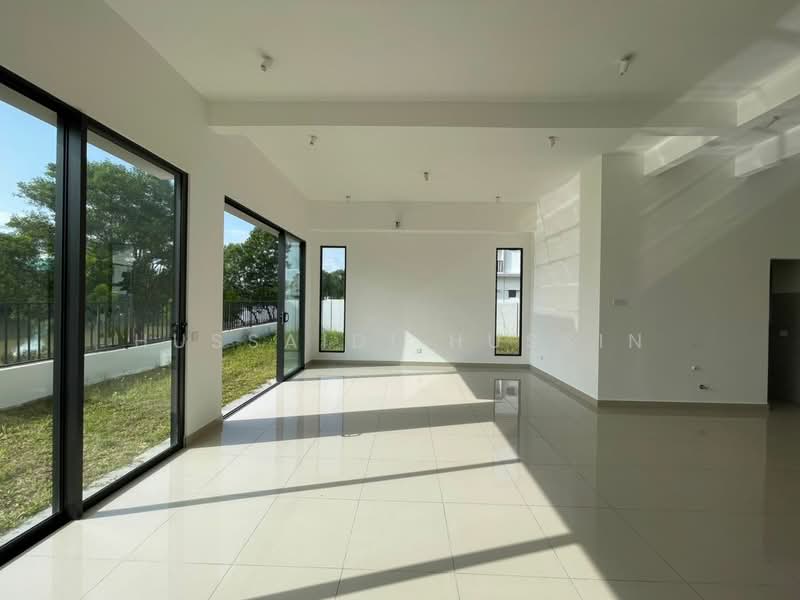 Semi-Detached House for Sale in Cyber 10 (Cyberjaya) - Hussaidi Hussin - Living Room - PropertyGuru.com.my