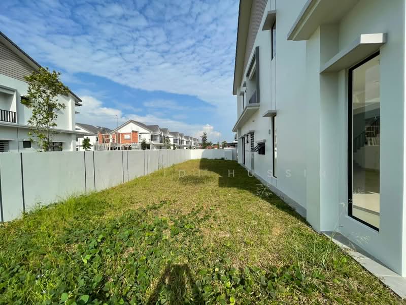 Semi-Detached House for Sale in Cyber 10 (Cyberjaya) - Hussaidi Hussin - Exterior - PropertyGuru.com.my