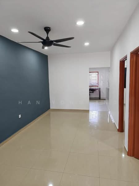 Rumah Teres 1 Tingkat untuk Dijual di Taman Ungku Tun Aminah (Skudai) - Han Yong Ang - Living Room - PropertyGuru.com.my