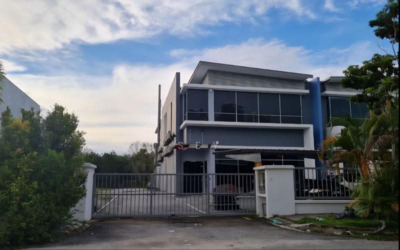 Factory for Rent in Taman Sains Selangor (Kota Damansara) - Casey . - Exterior - PropertyGuru.com.my