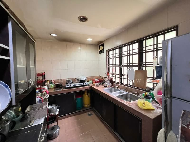 Rumah Teres 2 Tingkat untuk Dijual di Bandar Sri Damansara (Selangor) - Kim Meng Lew - Kitchen - PropertyGuru.com.my
