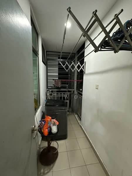 Kondominium untuk Disewa di PARC Regency (Residensi Masai) - Ray Wong - Balcony - PropertyGuru.com.my