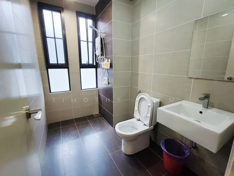 Service Residence for Rent at Midhills - Timothy Tham - Bathroom - PropertyGuru.com.my