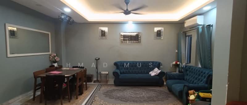 2-storey Terraced House for Sale in Bandar Tasik Puteri (Rawang) - Ahmad Muslim - Living Room - PropertyGuru.com.my
