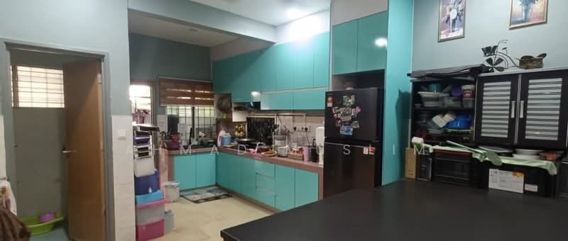 2-storey Terraced House for Sale in Bandar Tasik Puteri (Rawang) - Ahmad Muslim - Kitchen - PropertyGuru.com.my
