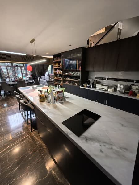 3.5-storey Terraced House for Sale in The Mansions (Desa Parkcity) - Albby Koah - Kitchen - PropertyGuru.com.my