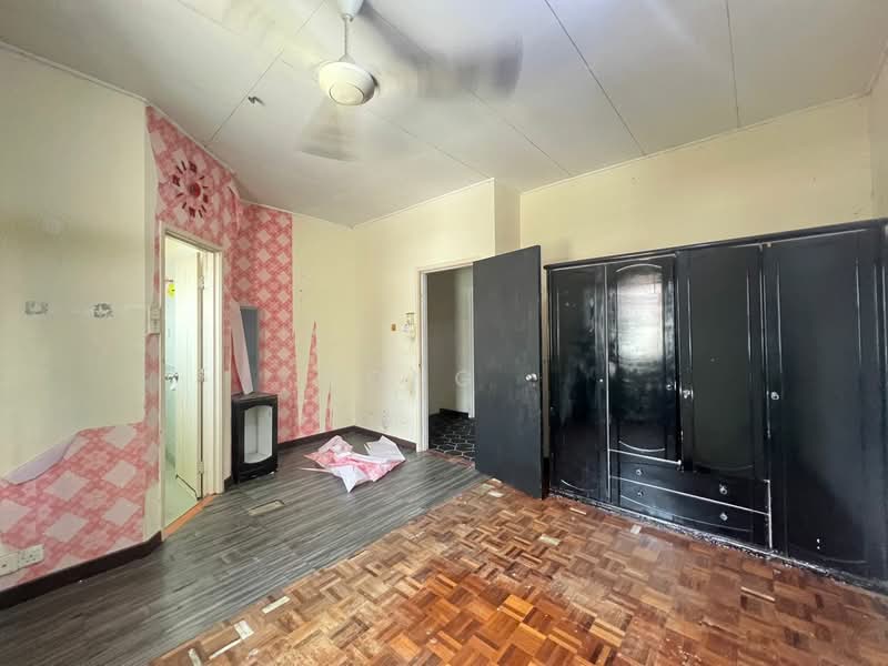 Rumah Teres 2 Tingkat untuk Dijual di Sungai Ara (Penang) - Hong . - Bedroom - PropertyGuru.com.my