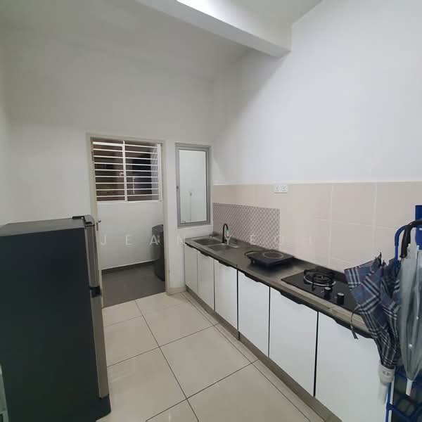Service Residence for Sale at Savanna Executive Suite @ Southville City - Jean Yeoh - Kitchen - PropertyGuru.com.my