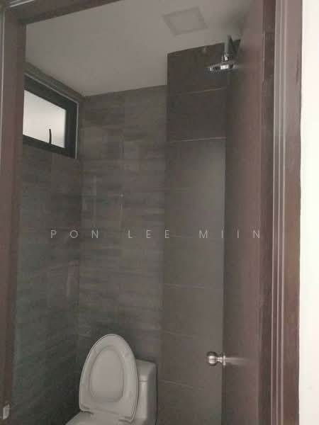 Service Residence for Sale at Symphony Tower (Menara Simfoni) - Pon Lee Miin - Bathroom - PropertyGuru.com.my