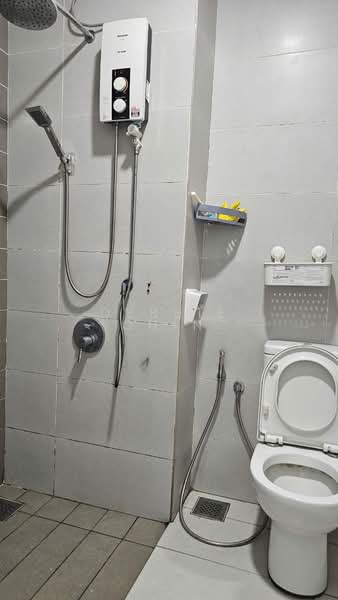 Condominium for Rent at PARC Regency (Residensi Masai) - Debbie Chin - Bathroom - PropertyGuru.com.my