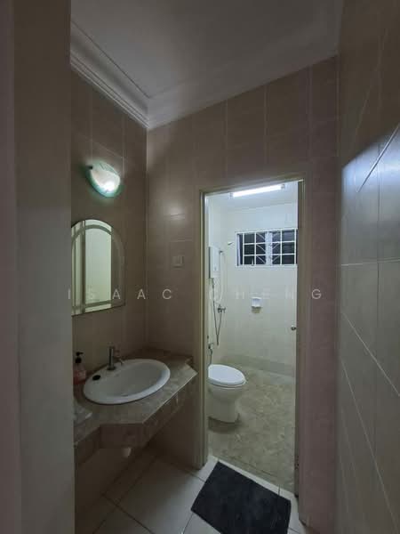 Condominium for Rent at Aseana Puteri - Isaac Cheng - Bathroom - PropertyGuru.com.my