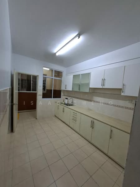 Condominium for Rent at Aseana Puteri - Isaac Cheng - Kitchen - PropertyGuru.com.my
