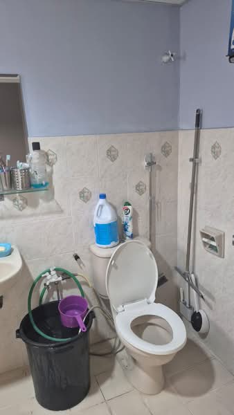 Kondominium untuk Dijual di Puncak Nusa Kelana - PeiGee . - Bathroom - PropertyGuru.com.my