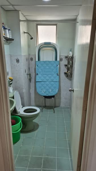 Kondominium untuk Dijual di Puncak Nusa Kelana - PeiGee . - Bathroom - PropertyGuru.com.my