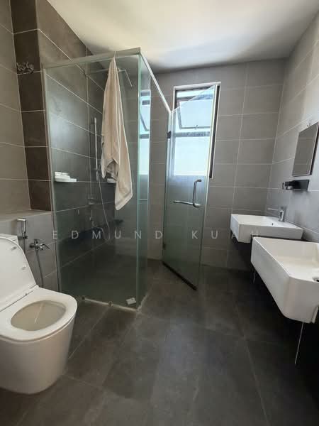 Rumah Berkembar untuk Disewa di Shah Alam (Selangor) - Edmund Kuah - Bathroom - PropertyGuru.com.my