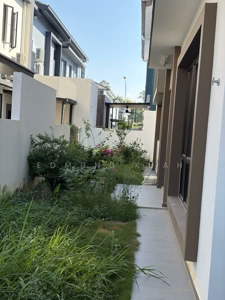 Rumah Berkembar untuk Disewa di Shah Alam (Selangor) - Edmund Kuah - Exterior - PropertyGuru.com.my