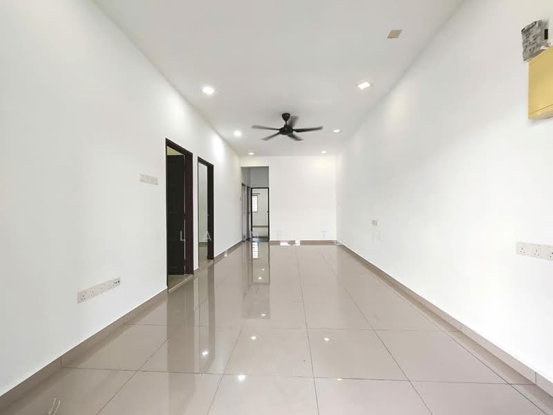 Rumah Teres 1 Tingkat untuk Dijual di Johor Bahru (Johor) - Elaine Tan - Living Room - PropertyGuru.com.my