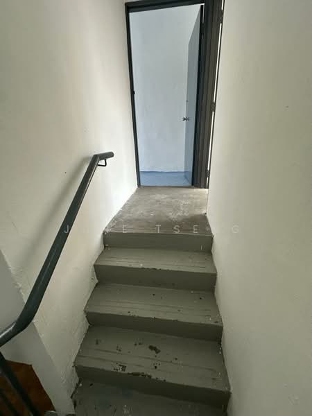 2-storey Terraced House for Sale in Taman Ungku Tun Aminah (Skudai) - June Tseng - Entrance - PropertyGuru.com.my