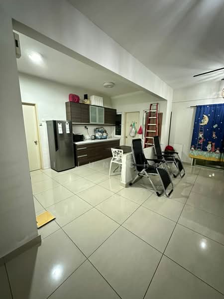 Condominium for Sale at First Residence (Residensi Unggul) - Yi Jun Cham - Kitchen - PropertyGuru.com.my