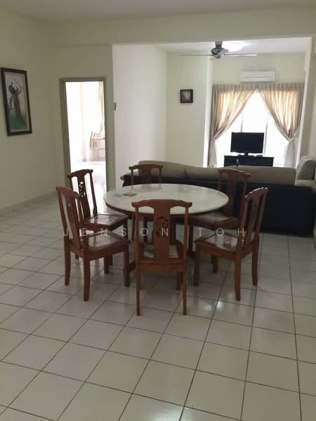 Servis Apartment untuk Dijual di Fortune Avenue - Jenson Toh - Living Room - PropertyGuru.com.my