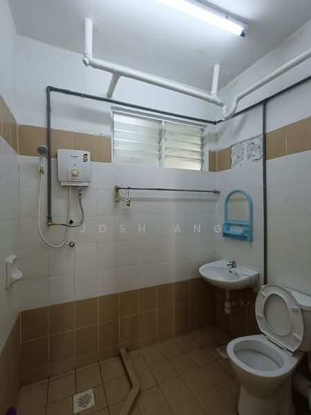 Kondominium untuk Dijual di D'Piazza - Josh Ang - Bathroom - PropertyGuru.com.my