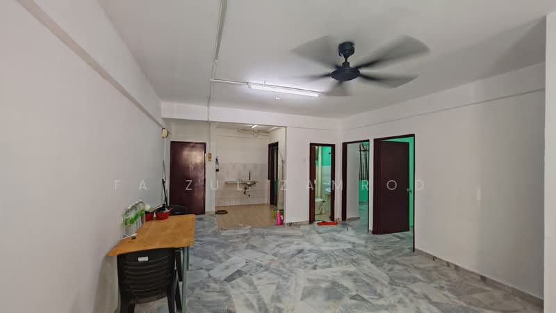 Pangsapuri untuk Dijual di Vista Perdana - Faizul Zamrod - Living Room - PropertyGuru.com.my