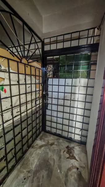 Pangsapuri untuk Dijual di Vista Perdana - Faizul Zamrod - Entrance - PropertyGuru.com.my